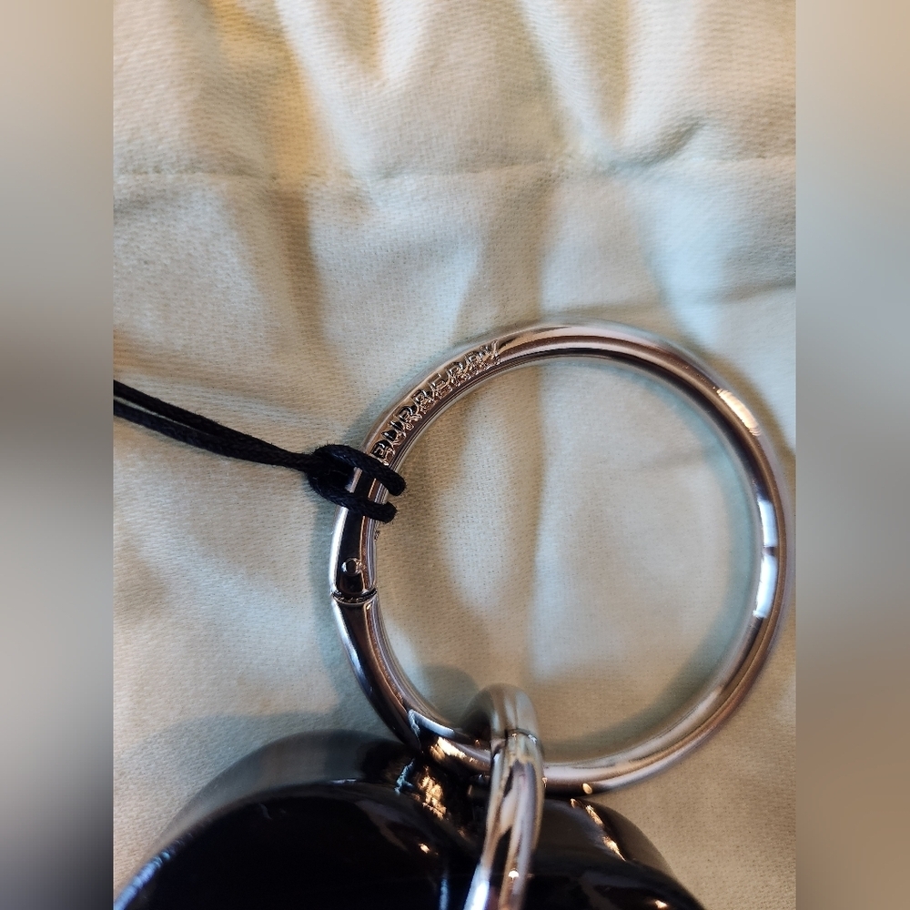 Burberry London Black Monster Graphic Keyring NWT - Picture 7 of 11
